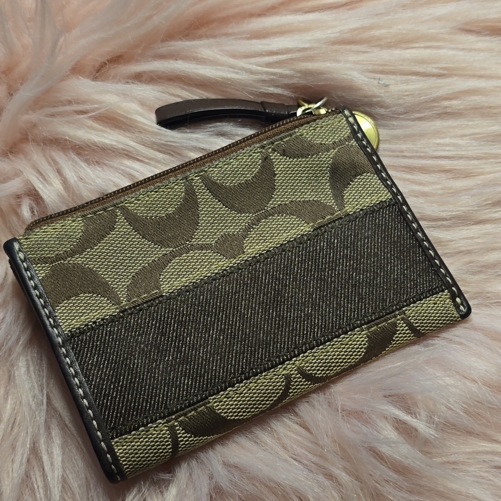 Coach Legacy cardholder - Picture 2 of 3